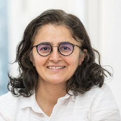 Porträt von Semra Öztag